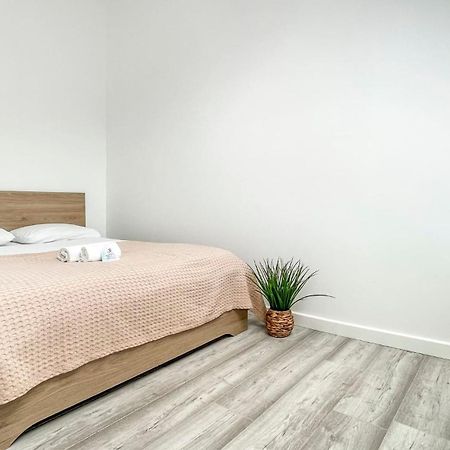 Homey Sakine- Proche Centre- Netflix- Wifi Cluses Buitenkant foto